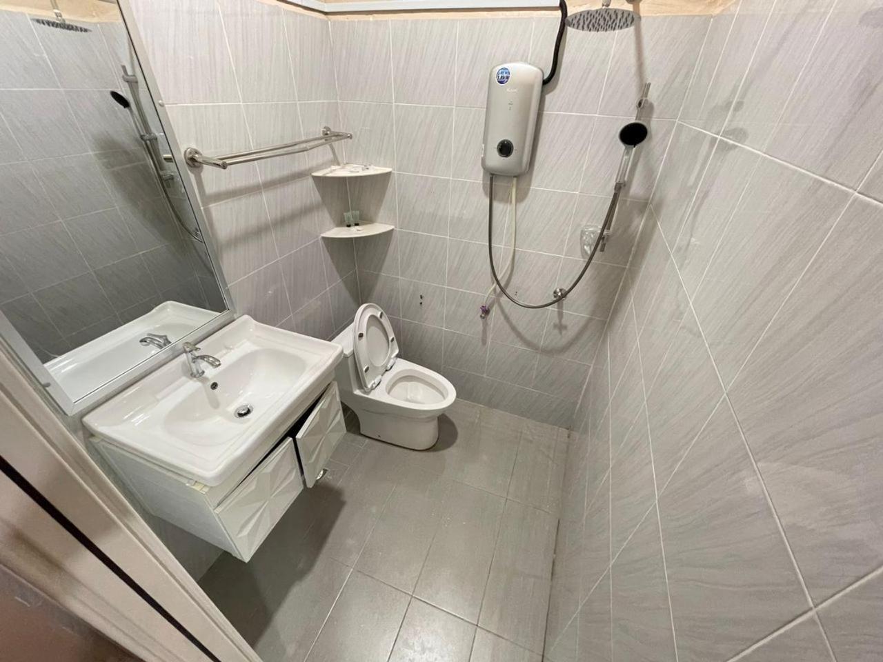 Capital O 91126 The Raga Chalet Yan المظهر الخارجي الصورة